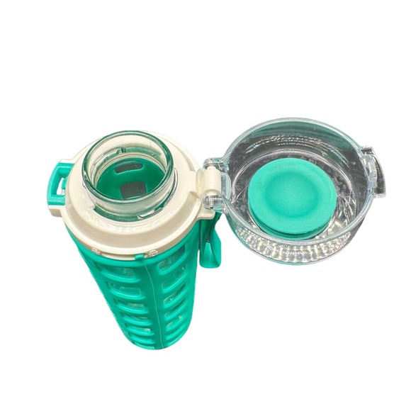 Ello Glass Water Bottle with Teal Silicone Strap & Sleeve Preowned - Picture 3 of 4